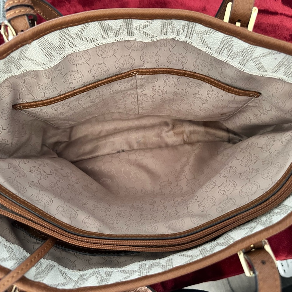 Michael Kors Cream and Brown Logo Tote with VGC - Picture 4 of 9